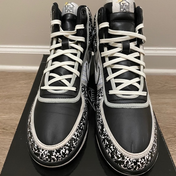 **PENDING SALE*** - Picture 9 of 10